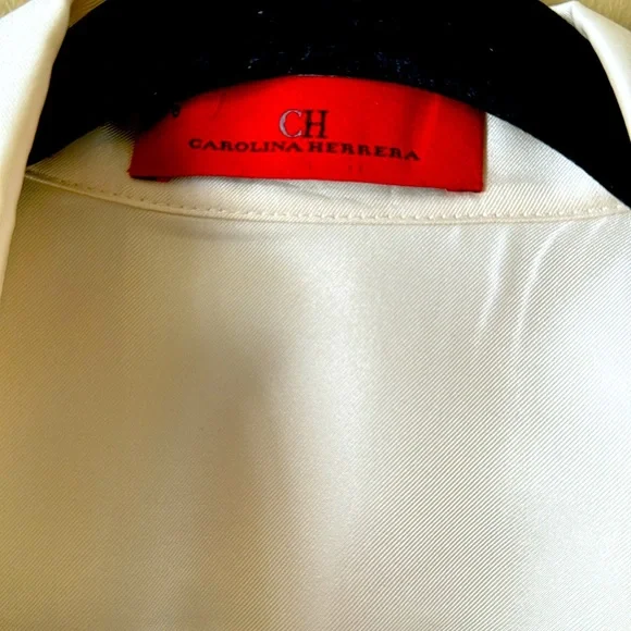 Carolina Herrera Button Down Silk Broadcloth Blouse Ivory Size 6 Pure Luxury - Picture 3 of 5